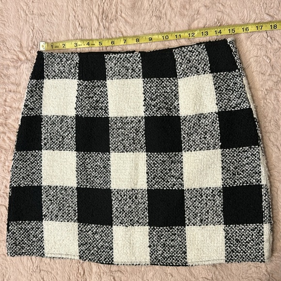 Forever 21 skirt in size L - Picture 7 of 8